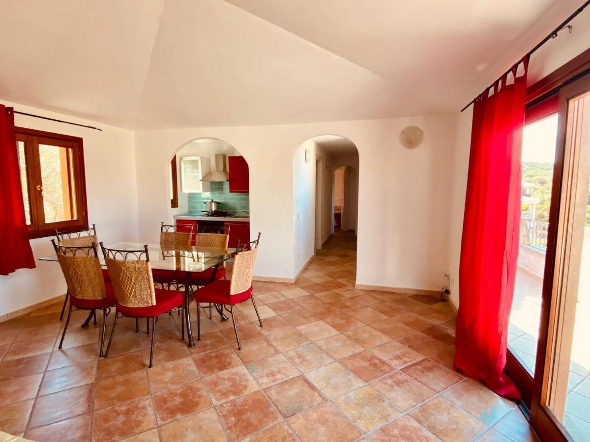 Residenze Il Girasole Lejlighedshotel Golfo Aranci Eksteriør billede