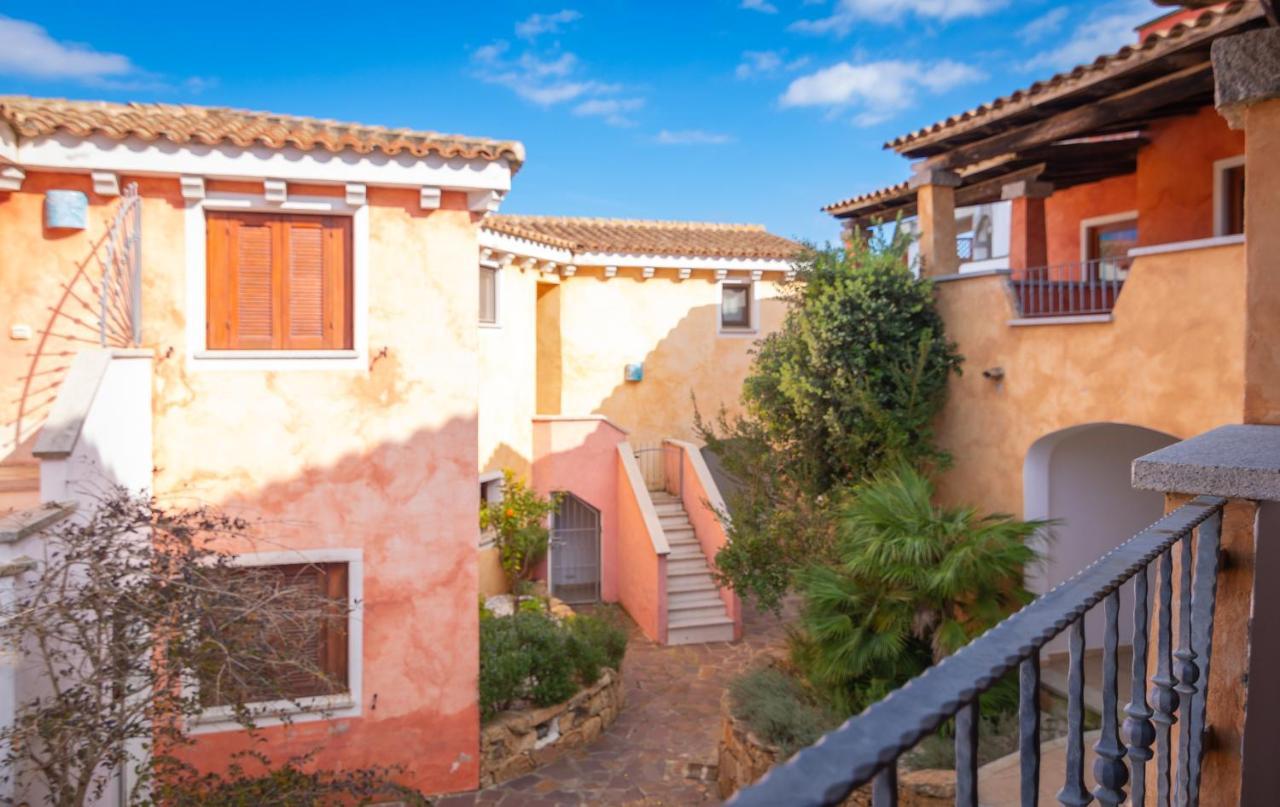 Residenze Il Girasole Lejlighedshotel Golfo Aranci Eksteriør billede
