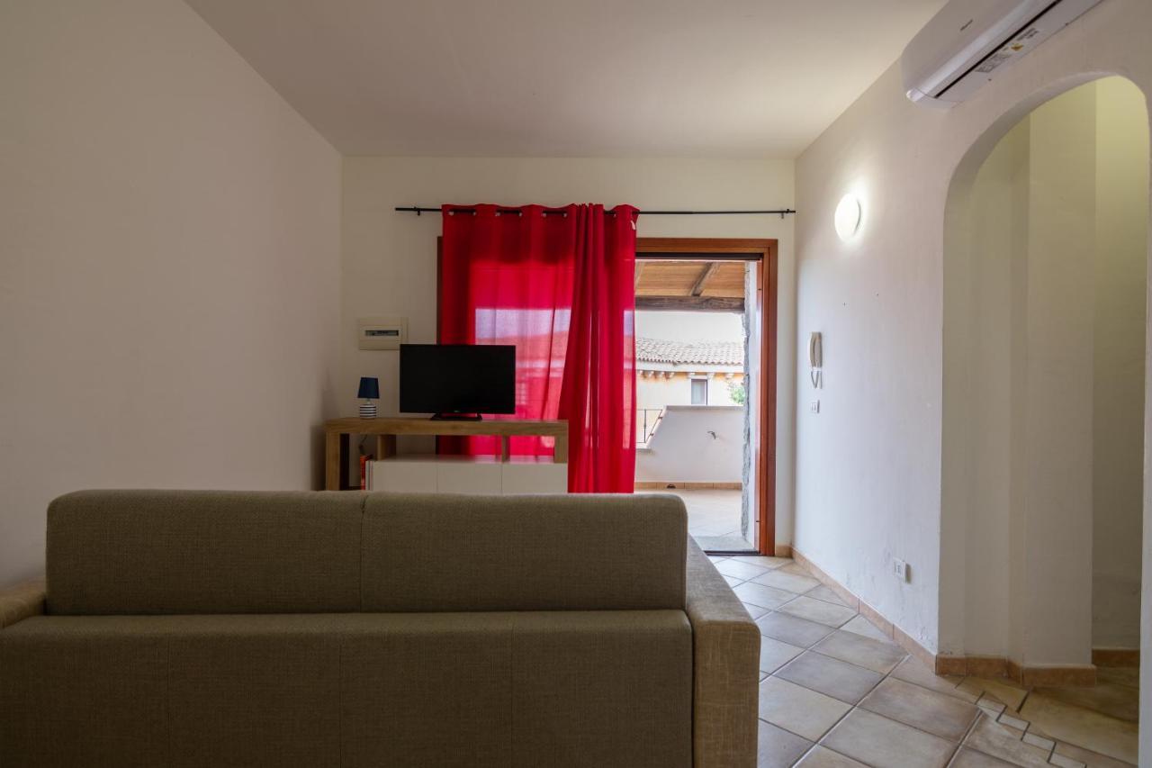Residenze Il Girasole Lejlighedshotel Golfo Aranci Eksteriør billede