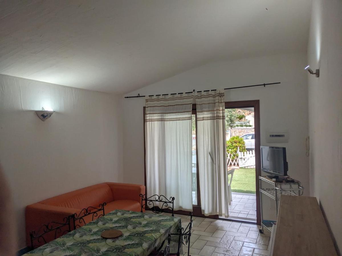 Residenze Il Girasole Lejlighedshotel Golfo Aranci Eksteriør billede