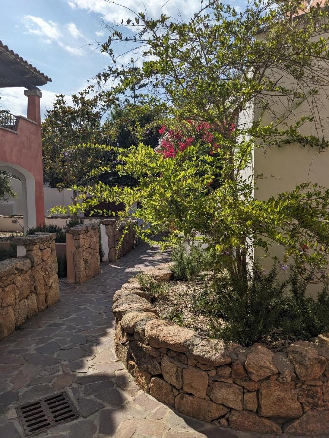 Residenze Il Girasole Lejlighedshotel Golfo Aranci Eksteriør billede