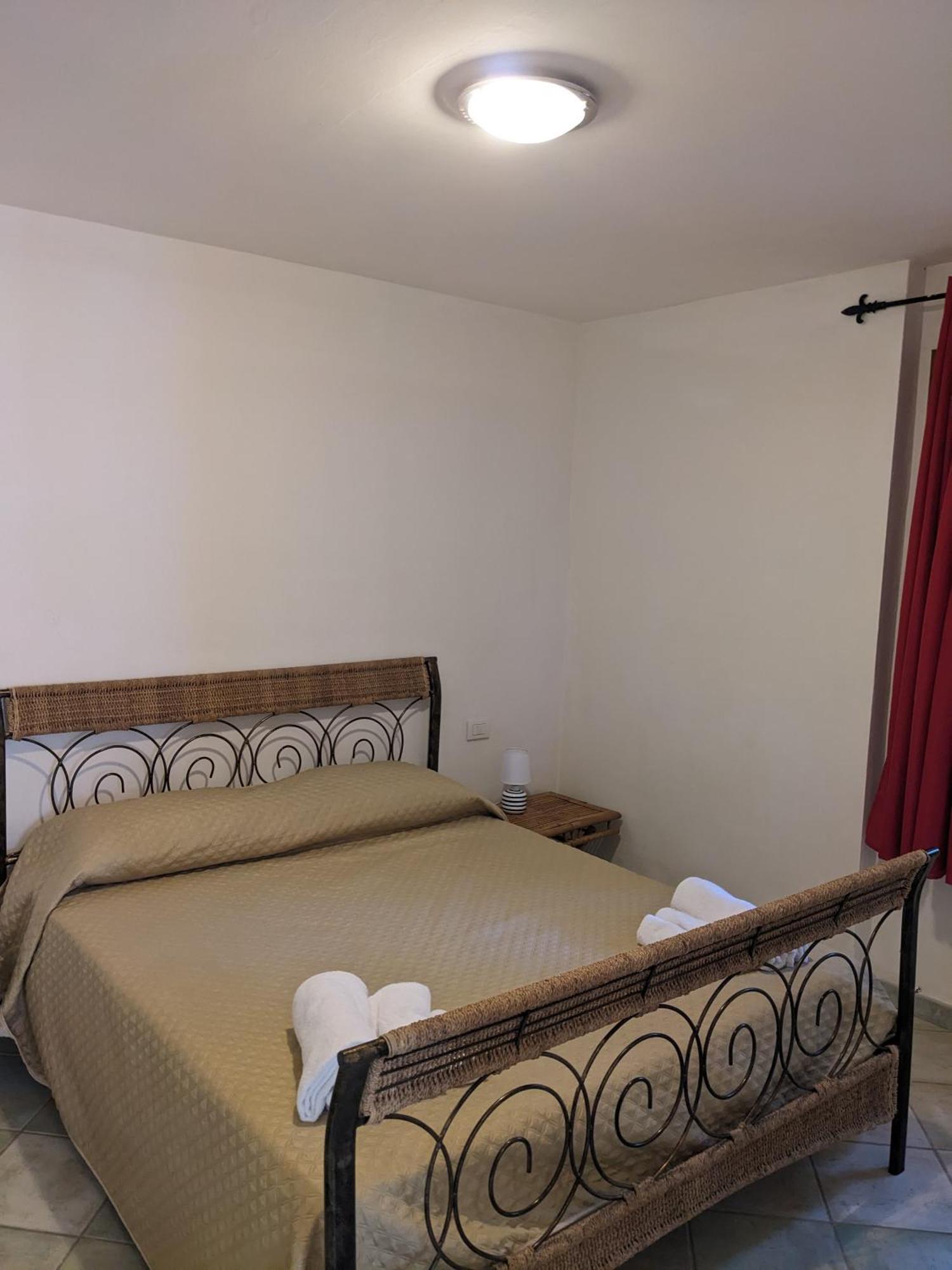 Residenze Il Girasole Lejlighedshotel Golfo Aranci Værelse billede